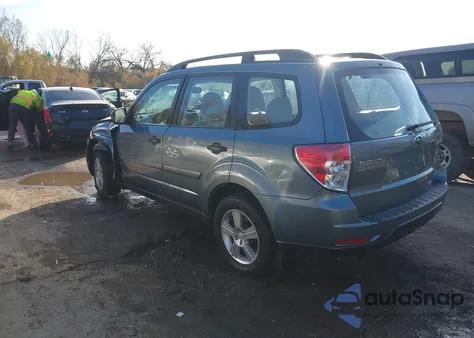 2012 Subaru Forester 2.5X из США, поврежденный, VIN JF2SHBBC9CH438642